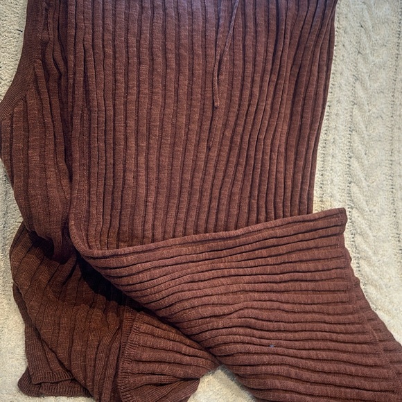 Free People
Veda Cotton Blend
Sleeveless Sweater &
Skirt Set - Picture 6 of 6